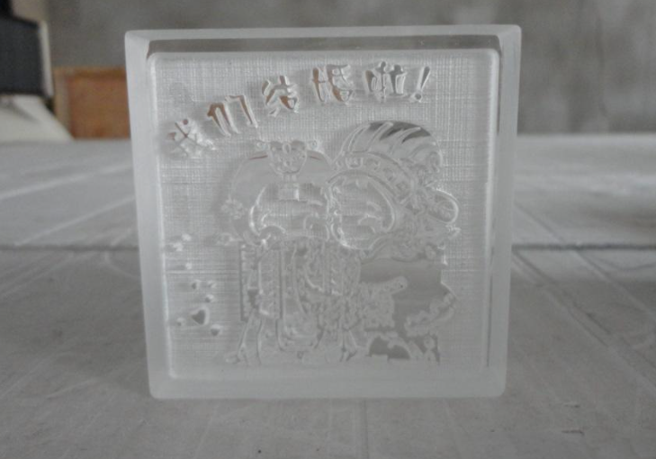 激光打標(biāo)機(jī)在透明塑料袋中的應(yīng)用有哪些？  第2張